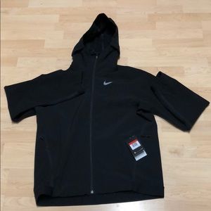 Nike Therma Sphere max training jacket.